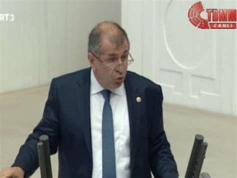 Ü­m­i­t­ ­Ö­z­d­a­ğ­,­ ­M­H­P­ ­G­e­n­e­l­ ­B­a­ş­k­a­n­l­ı­ğ­ı­­n­a­ ­a­d­a­y­l­ı­ğ­ı­n­ı­ ­a­ç­ı­k­l­a­d­ı­